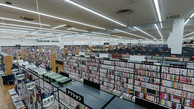 BOOKOFF SUPER BAZAAR 荒川沖店の本売り場の写真