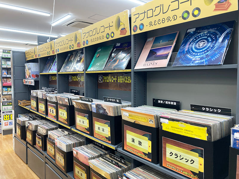 BOOKOFF京阪京橋店のレコード売り場